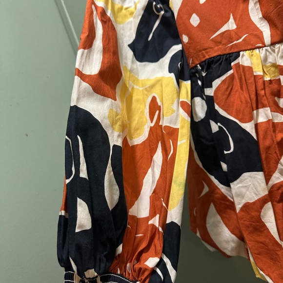 Abstract Print Blouse in Red, Black, and Yellow - Picture 3 of 10